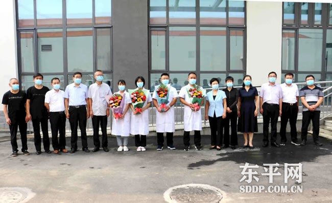 我县领导走访慰问一线医务工作者