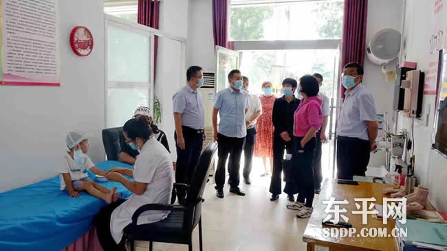 我县迎接全国基层中医药工作先进单位复审