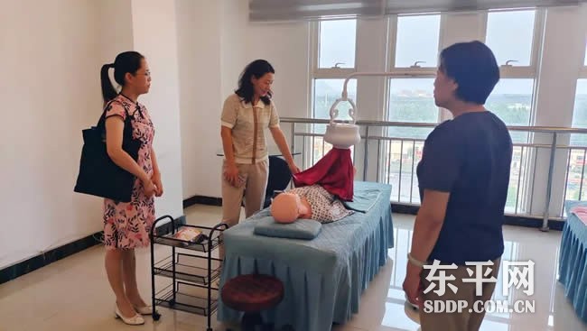 东平县妇联开展家政企业走访调研活动