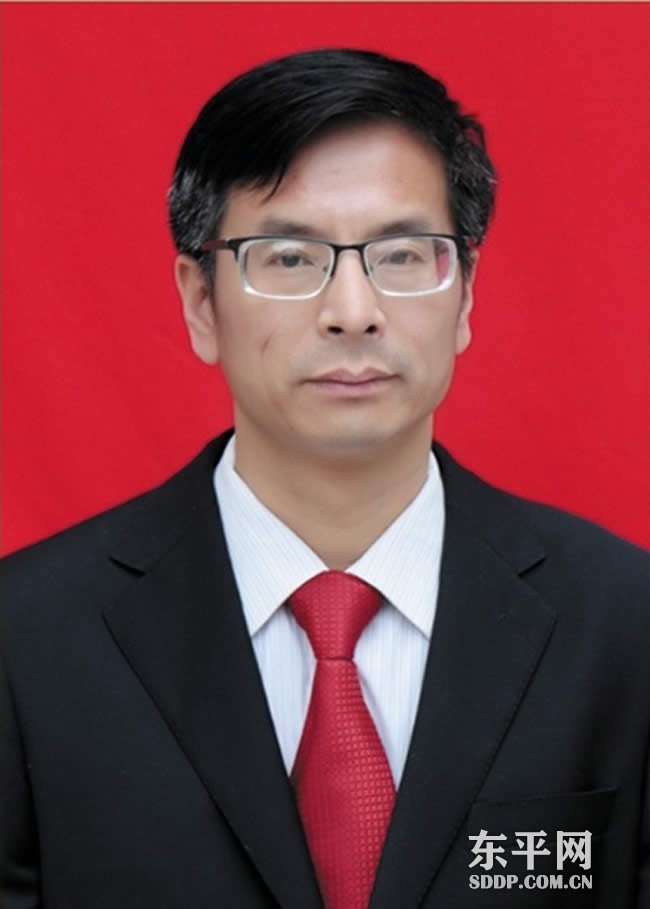 东平县佛山中学高进鲁