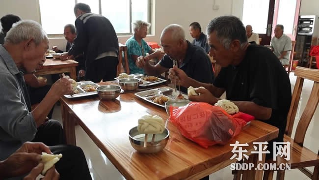 戴庙镇南杨庄村“幸福长辈食堂”正式揭牌 戴庙镇南杨庄村“幸福长辈食堂”正式揭牌